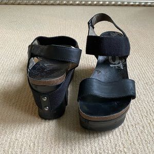 Black OTBTs size 8.5